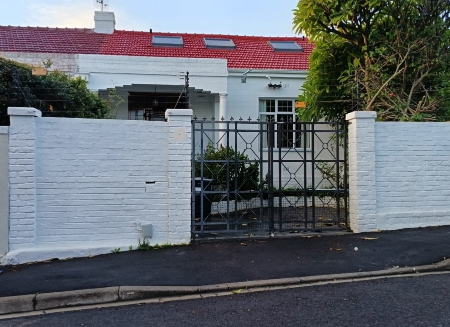 3 Bedroom Property for Sale in Woodstock Western Cape